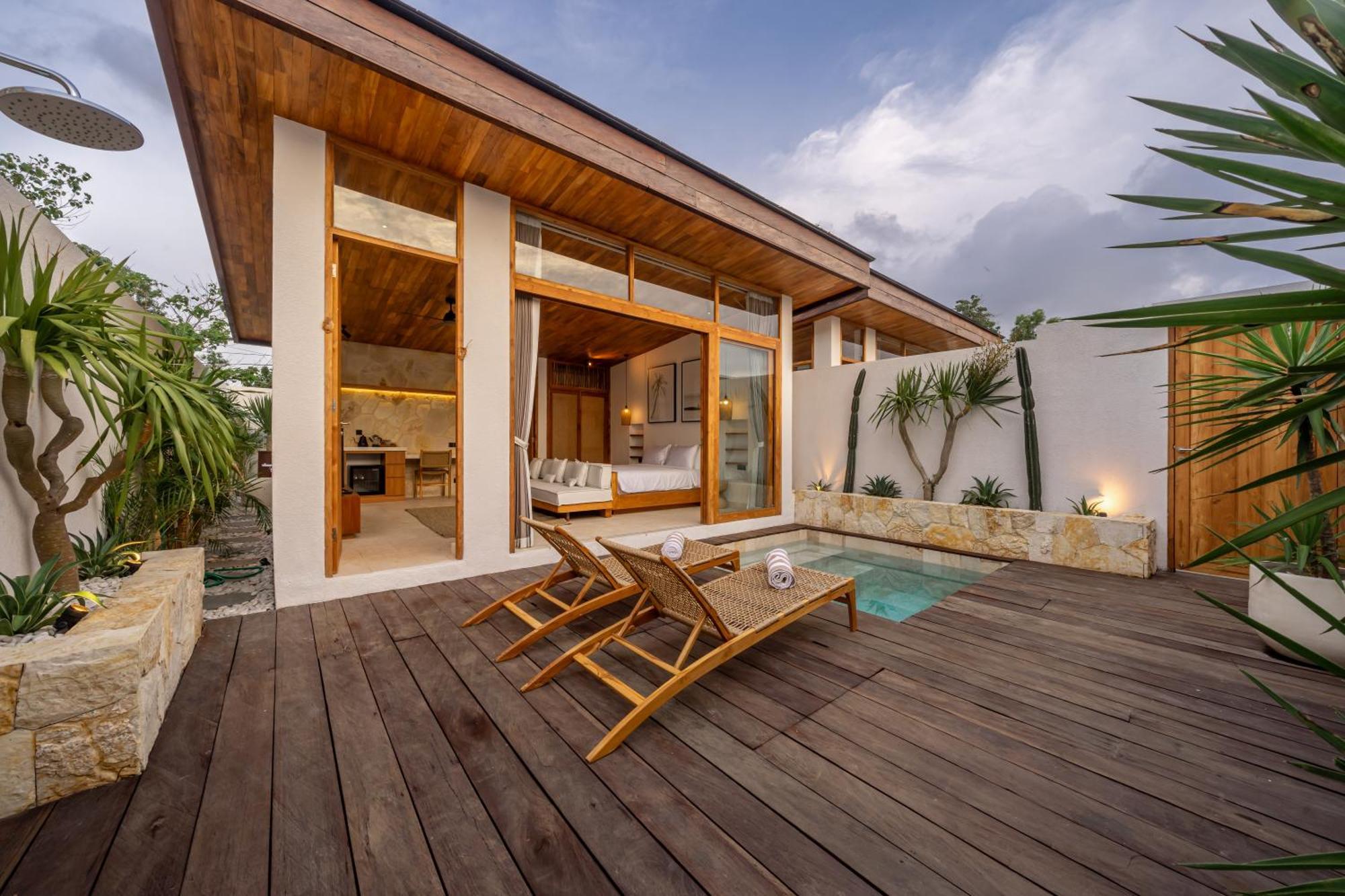 Nalu Uluwatu! 3 * Uluwatu (Bali)