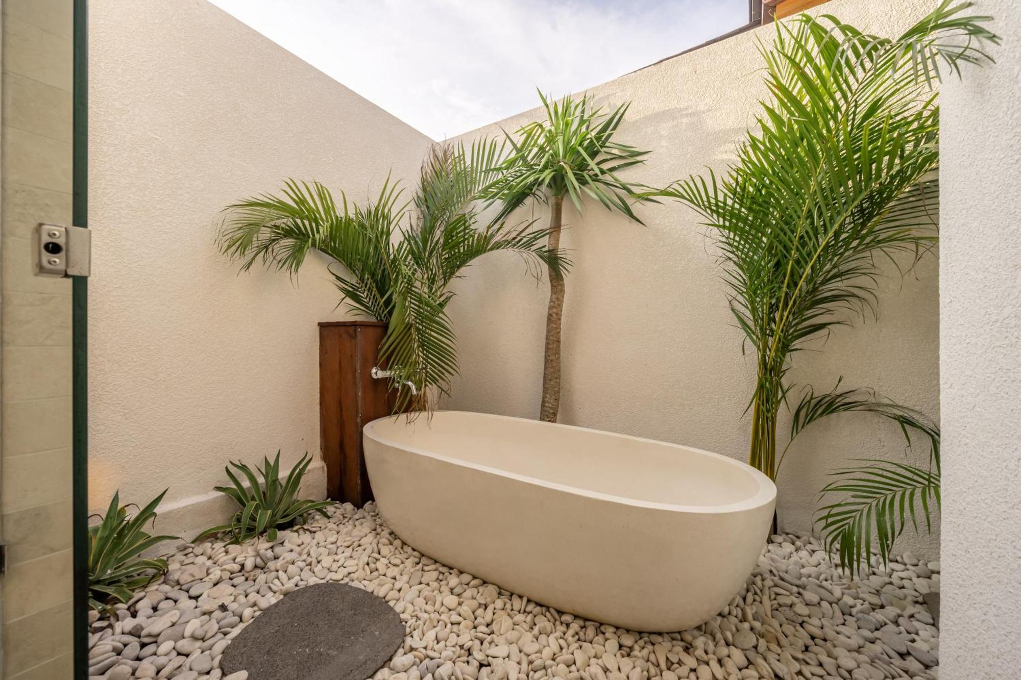 Nalu Uluwatu! 3 विला