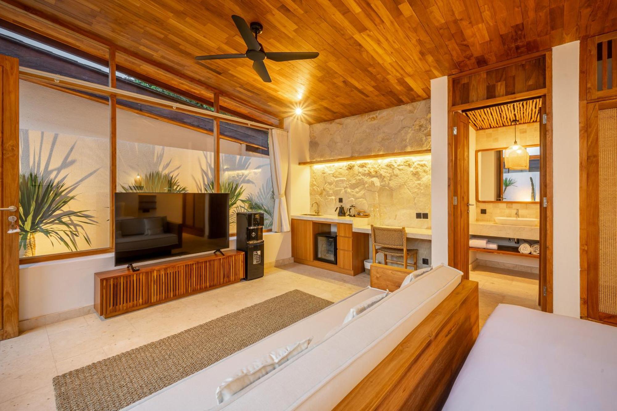 Nalu Uluwatu! 3 * Uluwatu (Bali)